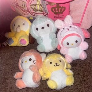 Sanrio plush danglers